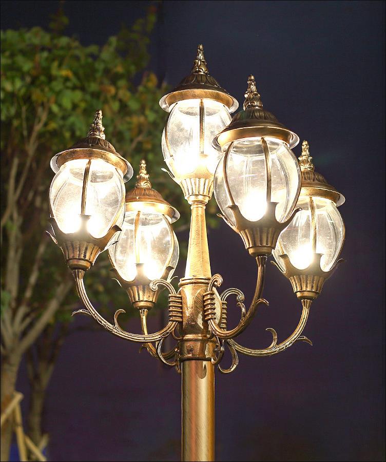 Uus kujundus Välisukse dekoratsioon Garden Street Lamp Pole